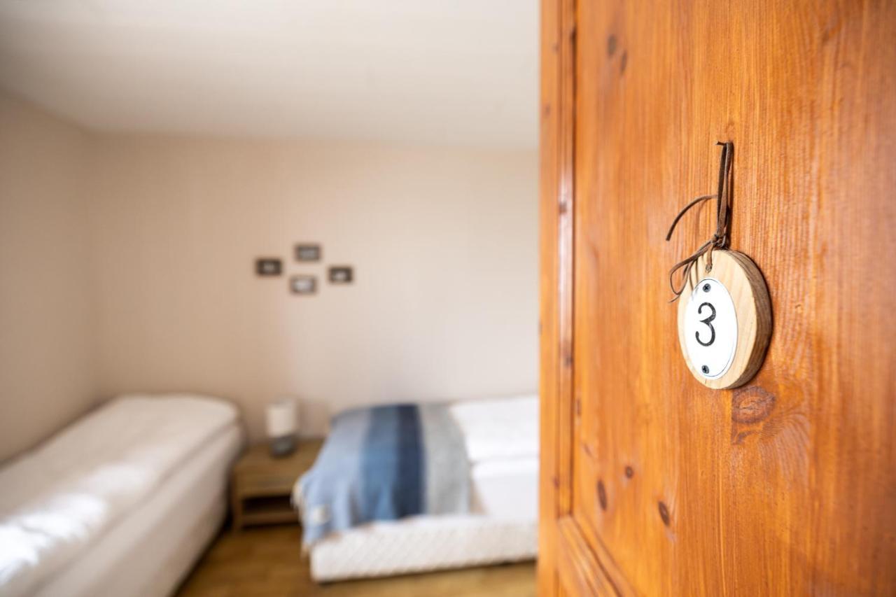 Athaldalur Langavatn Guesthouse מראה חיצוני תמונה